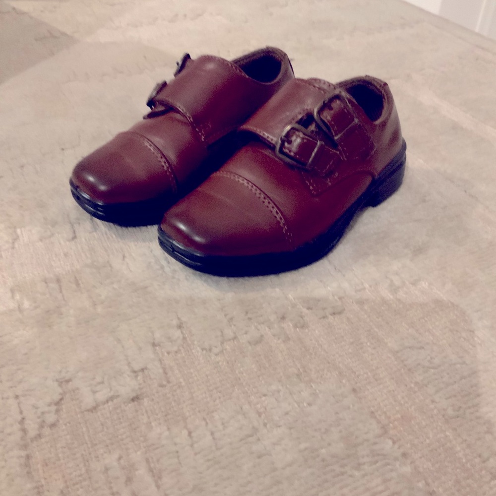 Toddler dress shoes